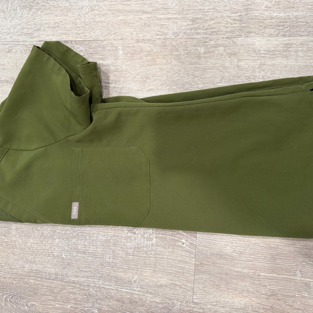 Figs Olive Green Technical Jogger Pants & top - Picture 3 of 5